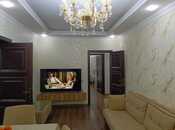 Продаётся 2-комн. вторичка 66 м², пос. Бакиханова, photo 1 from 8