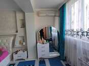 Satılır 3 otaqlı köhnə tikili 100 m², İnşaatçılar m., photo 6 from 8