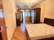 2 otaqlı köhnə tikili - Azadlıq Prospekti m. - 65 m²