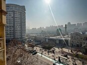 Продаётся 3-комн. вторичка 70 м², м. Низами, photo 2 from 8