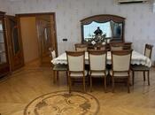 4-комн. новостройка - м. Элмляр Академиясы - 180 м²