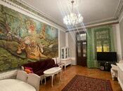 Satılır 4 otaqlı köhnə tikili 105 m², Sahil m., photo 2 from 8