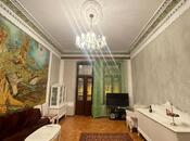 Satılır 4 otaqlı köhnə tikili 105 m², Sahil m., photo 3 from 8