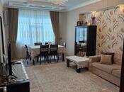 Продаётся 2-комн. новостройка 60 м², м. Иншаатчылар, photo 1 from 8