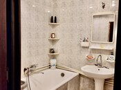 Satılır 3 otaqlı köhnə tikili 90 m², Qara Qarayev m., photo 8 from 8