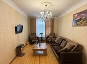 Продаётся 4-комн. вторичка 96 м², м. Ази Асланов, photo 1 from 8