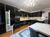 4 otaqlı yeni tikili - 8 Noyabr m. - 171 m²