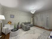 Satılır 3 otaqlı köhnə tikili 60 m², İnşaatçılar m., photo 1 from 8