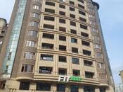 Продаётся 4-комн. новостройка 205 м², м. Низами, photo 1 from 4