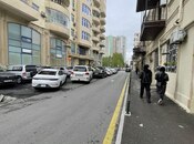 Продаётся 3-комн. вторичка 60 м², м. Сахил, photo 1 from 8