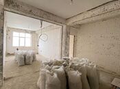 3-комн. новостройка - м. Элмляр Академиясы - 135 м²