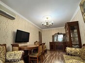 Сдаётся 3-комн. вторичка 90 м², м. Элмляр Академиясы, photo 1 from 8