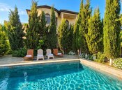 6 otaqlı həyət evi/bağ evi - Şüvəlan q. - 320 m²