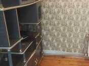 Satılır 2 otaqlı köhnə tikili 60 m², Əhmədli q., photo 1 from 8