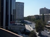4 otaqlı köhnə tikili - Elmlər Akademiyası m. - 105 m²