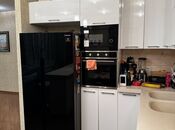 Satılır 7 otaqlı köhnə tikili 187 m², Badamdar q., photo 3 from 8