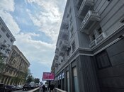 Satılır 2 otaqlı köhnə tikili 68 m², Sahil m., photo 3 from 8