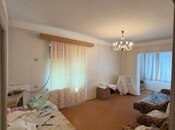 Satılır 4 otaqlı köhnə tikili 110 m², İnşaatçılar m., photo 2 from 8
