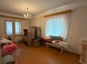 Satılır 4 otaqlı köhnə tikili 110 m², İnşaatçılar m., photo 3 from 8