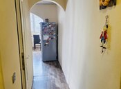 Продаётся 3-комн. вторичка 70 м², м. Элмляр Академиясы, photo 7 from 8