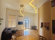 Satılır 2 otaqlı köhnə tikili 55 m², Sahil m., photo 3 from 8