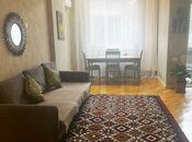 Продаётся 2-комн. новостройка 80 м², м. Кара Караев, photo 1 from 8