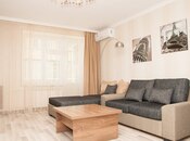 Сдаётся 2-комн. вторичка 56 м², м. Ичеришехер, photo 1 from 8