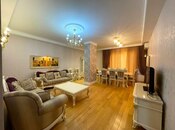 Satılır 4 otaqlı yeni tikili 190 m², Sahil m., photo 1 from 8