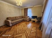 Продаётся 3-комн. вторичка 60 м², м. Нефтчиляр, photo 3 from 8