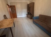 2 otaqlı köhnə tikili - 8-ci mikrorayon q. - 65 m²