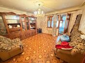 Satılır 4 otaqlı köhnə tikili 110 m², Əhmədli m., photo 1 from 8