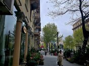Satılır 3 otaqlı köhnə tikili 98 m², İçəri Şəhər m., photo 2 from 8