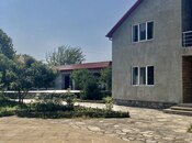 6 otaqlı həyət evi/bağ evi - Qax - 200 m²