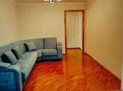 Satılır 2 otaqlı köhnə tikili 50 m², İnşaatçılar m., photo 1 from 8