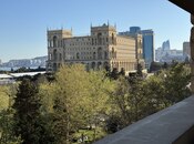 Объявление №6070397 - Баку, м. 28 мая, 4-комн., 120 м², 6/10 этаж