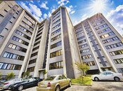 Продаётся 4-комн. вторичка 100 м², м. Кара Караев, photo 1 from 8