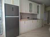 Сдаётся 2-комн. новостройка 60 м², м. Иншаатчылар, photo 1 from 8