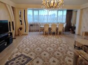 Satılır 4 otaqlı köhnə tikili 122 m², Elmlər Akademiyası m., photo 1 from 8