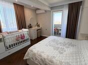 Продаётся 2-комн. новостройка 73 м², м. Элмляр Академиясы, photo 1 from 8