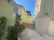 7 otaqlı həyət evi/bağ evi - Badamdar q. - 410 m²