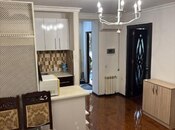 Продаётся 2-комн. вторичка 40 м², м. Иншаатчылар, photo 1 from 7