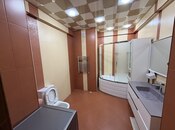 3-комн. новостройка - м. 28 мая - 137 м²