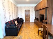 Satılır 2 otaqlı köhnə tikili 55 m², Memar Əcəmi m., photo 2 from 8