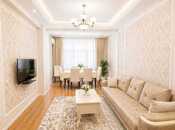 İcarəyə verilir 3 otaqlı yeni tikili 110 m², Nərimanov r., photo 1 from 8