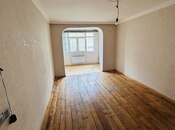 Satılır 2 otaqlı köhnə tikili 60 m², İnşaatçılar m., photo 2 from 8