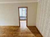 Satılır 2 otaqlı köhnə tikili 60 m², İnşaatçılar m., photo 4 from 8