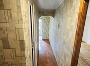 Satılır 2 otaqlı köhnə tikili 60 m², İnşaatçılar m., photo 7 from 8