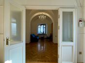 5-комн. офис - м. Низами - 110 м²