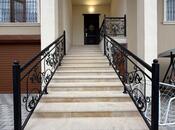 5 otaqlı həyət evi/bağ evi - Novxanı q. - 450 m²