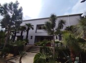 8 otaqlı həyət evi/bağ evi - Şüvəlan q. - 200 m²